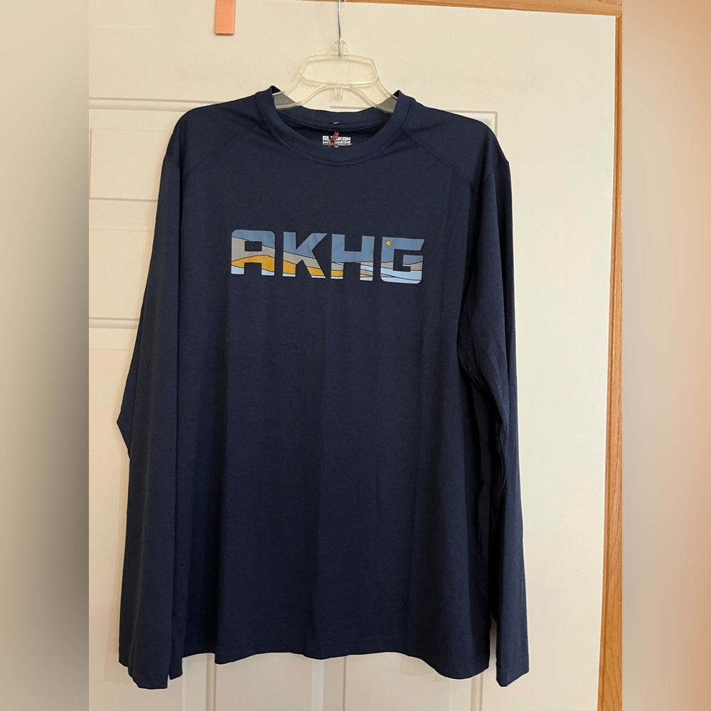 Men’s new Alaskan Hardgear Tun dry long sleeve graphic performance shirt. Medium - Picture 2 of 14